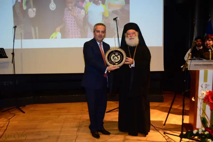 a5683d8b79ba2d2f884784351a6140da_XL