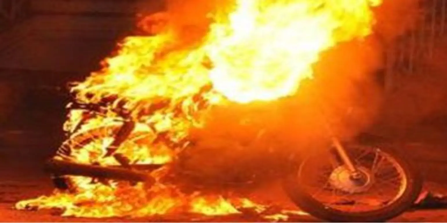 doc_20121030_1011960_motosykleta_fwtia_660_1_