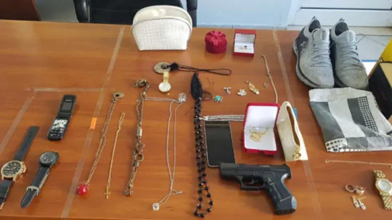 sti-faka-i-summoria-me-tis-maksilarothikes.w_l