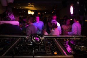 party-2173187_640