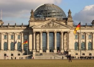marketpost-economy-neo-chtypima-germania-e1566029246565-696x499