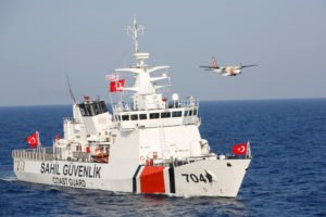 Η Κομισιόν συνεχίζει να χρηματοδοτεί την Τουρκία στην αγορά σκαφών και οχημάτων