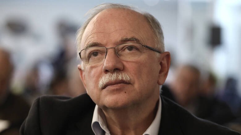 Παπαδημούλης: «Φιλοξενεί» πρόσφυγες στα ακίνητα που αγόρασε..