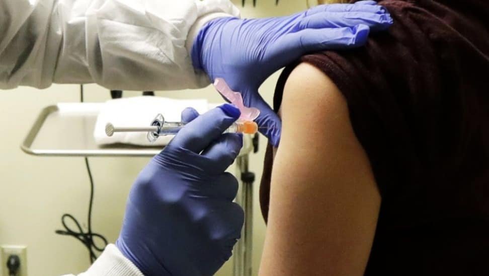 koronoios_vaccine_ap-min