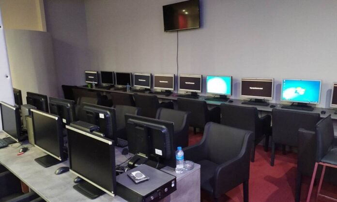 Louketo- mini casino attikh