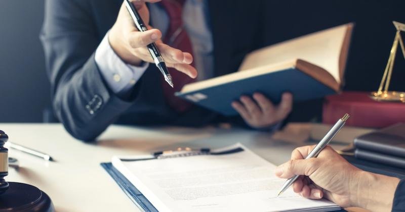 ΔΙΚΗΓΟΡΟΙ dikigoroi law