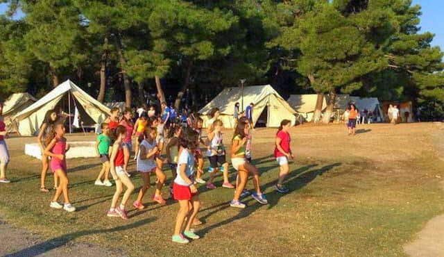 kataskinosi- camp