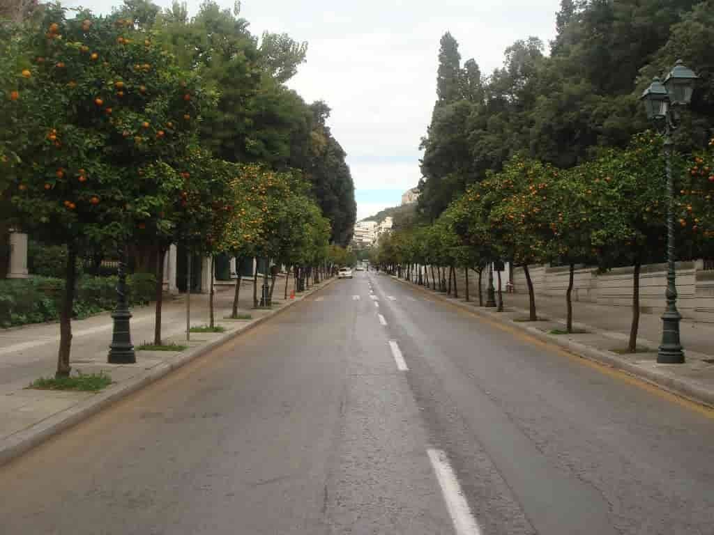 hrodou attikou