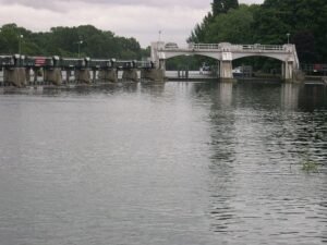 _Thames_Teddington_London