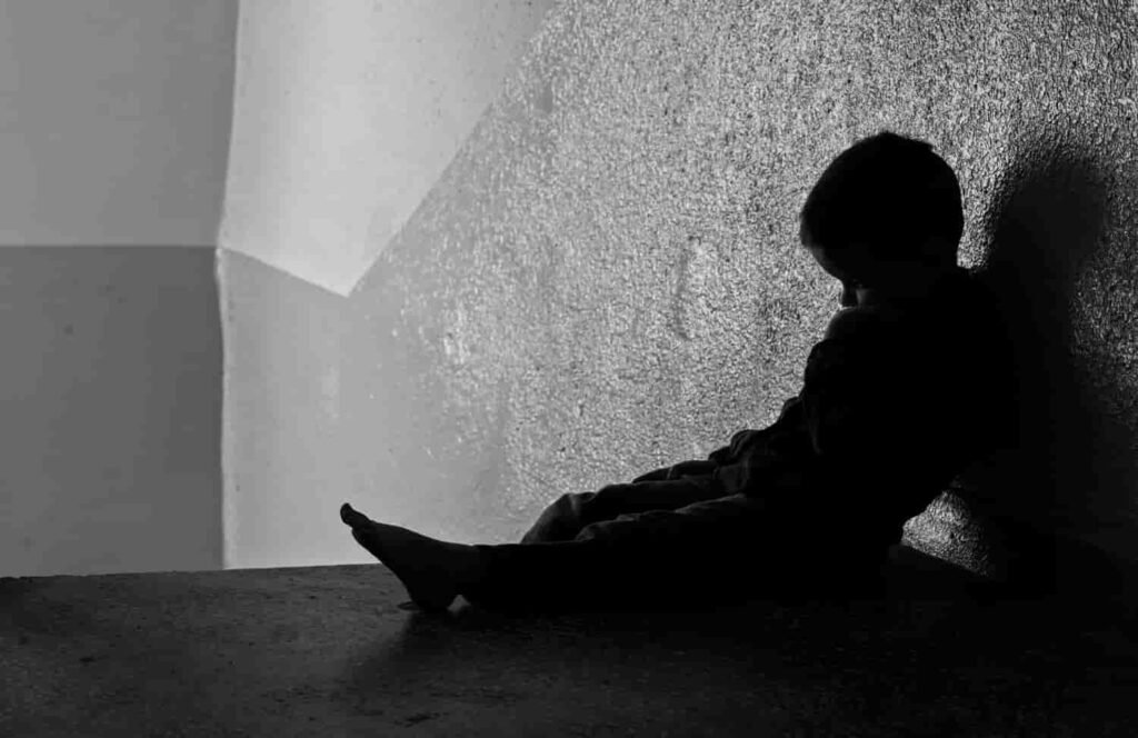 sad-child abuse