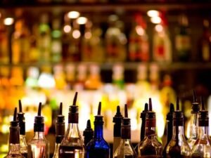 alcool drink bottle bar