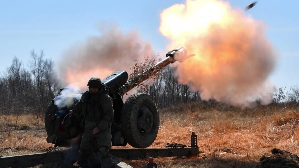 artillery gun cannon