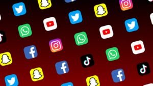 social media instagram facebook tik tok