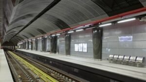 metro piraeus