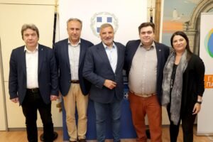 πατουλης