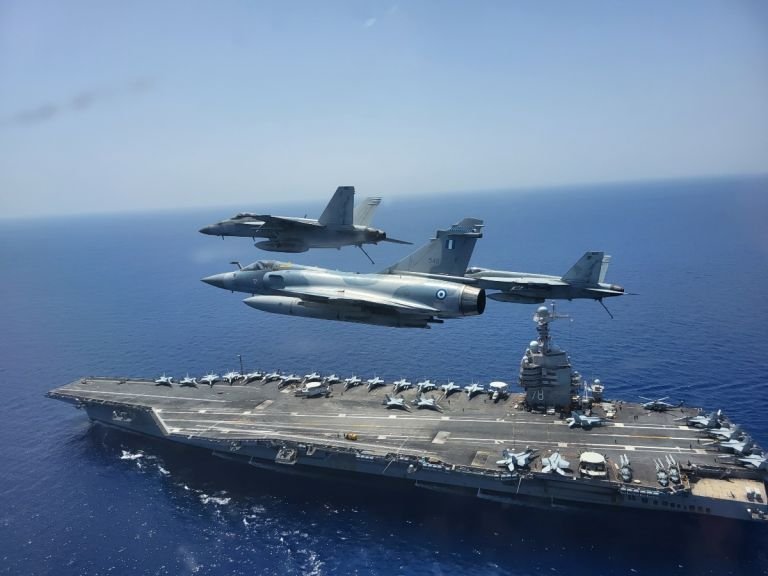 airplane war boat