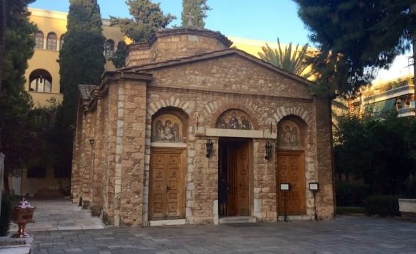 moni petraki church