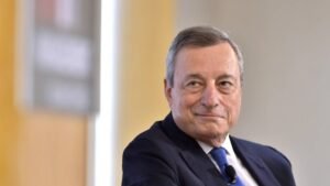 Ντράγκι στους FT: Η Ευρώπη έχει θέσει περιορισμούς που την επιβαρύνουν περισσότερο από δασμούς