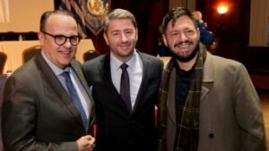 Ανδρουλάκης από Αστόρια: Χρέος μας η εκμάθηση της ελληνικής γλώσσας για όλα τα παιδιά