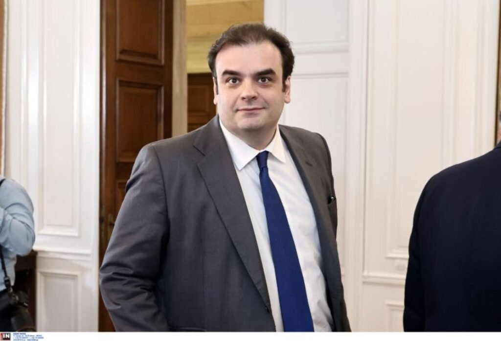 Γιατί η Ελλάδα θα αποπληρώσει τα δάνεια διάσωσης 10 χρόνια νωρίτερα- Όλα όσα είπε ο Πιερρακάκης στο