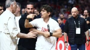 ΚΑΕ Ολυμπιακός: “Είχαμε προειδοποιήσει τα αρμόδια όργανα, ζητήσαμε να απαγορευθεί η παρουσία του Γιαννακόπουλου στο ΣΕΦ”