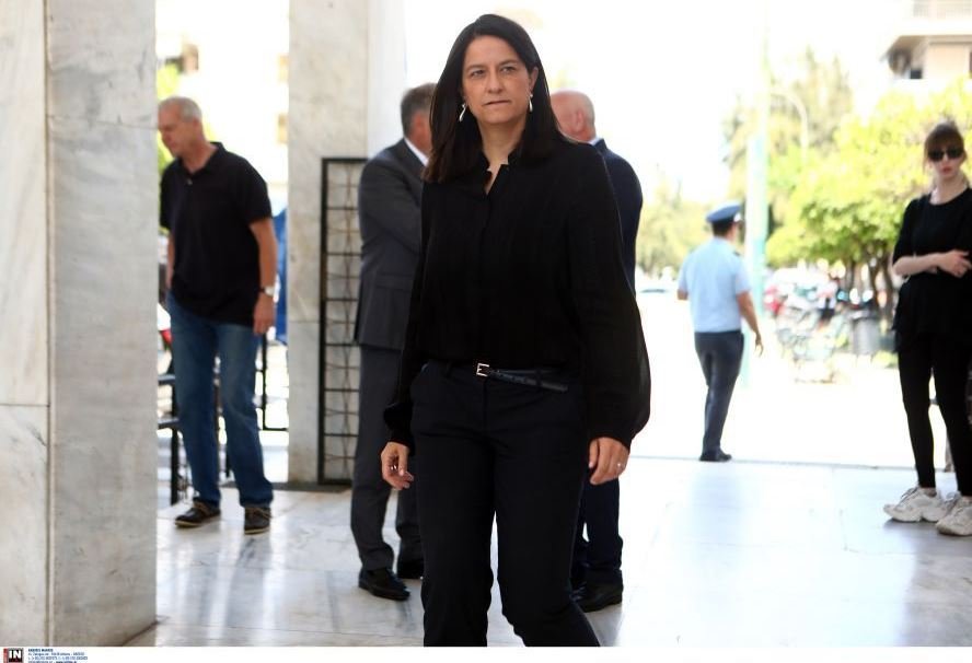 Ψηφιακή Κάρτα Εργασίας: Διευκρινίσεις Κεραμέως για το ωράριο εργασίας-Τι είπε για τις συλλογικές συμβάσεις