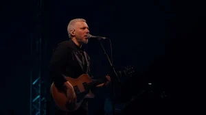 Rockwave Festival 2025: Ο Αλκίνοος Ιωαννίδης στο Δημοτικό Θέατρο Λυκαβηττού