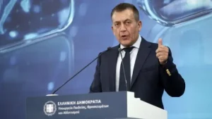 Basket League: Eκπνέει το τελεσίγραφο Βρούτση προς τους ιδιοκτήτες των ΚΑΕ Ολυμπιακός-Παναθηναϊκός – Σε λίγο η απόφαση για το πρωτάθλημα