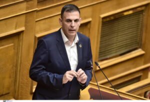 Βαρύ πένθος για τον Γιώργο Καραμέρο: Πέθανε η μητέρα του – «Το πατρικό σπίτι μας στο Μενίδι άδειασε»