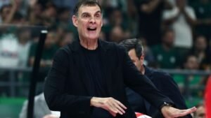 Ολυμπιακός: Η πωρωτική ομιλία του Γιώργου Μπαρτζώκα μετά το “διπλό” στο ΟΑΚΑ