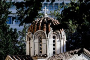 Πεντηκοστή: Μεγάλη γιορτή σήμερα 8/6 – Τι λέει το εορτολόγιο