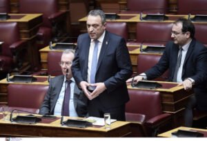 Διαλύθηκε και επίσημα η Κοινοβουλευτική Ομάδα των Σπαρτιατών