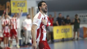 ΑΕΚ – Ολυμπιακός 30-32: Πρωταθλητής στο Game 5 και… back to back τίτλος για τους Πειραιώτες!