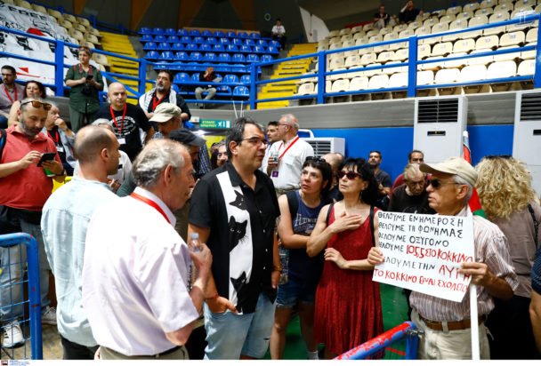 ΣΥΡΙΖΑ: Ψήφισμα από το συνέδριο για την καταβολή των δεδουλευμένων τους ζητούν οι εργαζόμενοι στο «Κόκκινο»