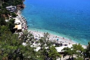 Καιρός: Κυριακή με μικρή πτώση της θερμοκρασίας, πού μπορεί να βρέξει