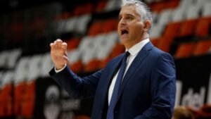 Αναντολού Εφές: Ο Ιγκόρ Κοκόσκοφ παίρνει τη… σκυτάλη από τον Λούκα Μπάνκι