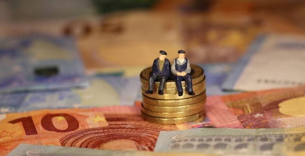 Έρχονται αναδρομικά για τους συνταξιούχους – Ποιοι θα πάρουν έως 3.751 ευρώ – enikonomia.gr
