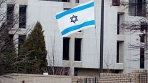 To Ισραήλ ζητά απομάκρυνση των κατοίκων από την Τεχεράνη – Ουρές χιλιομέτρων στούς αυτοκινητοδρόμους