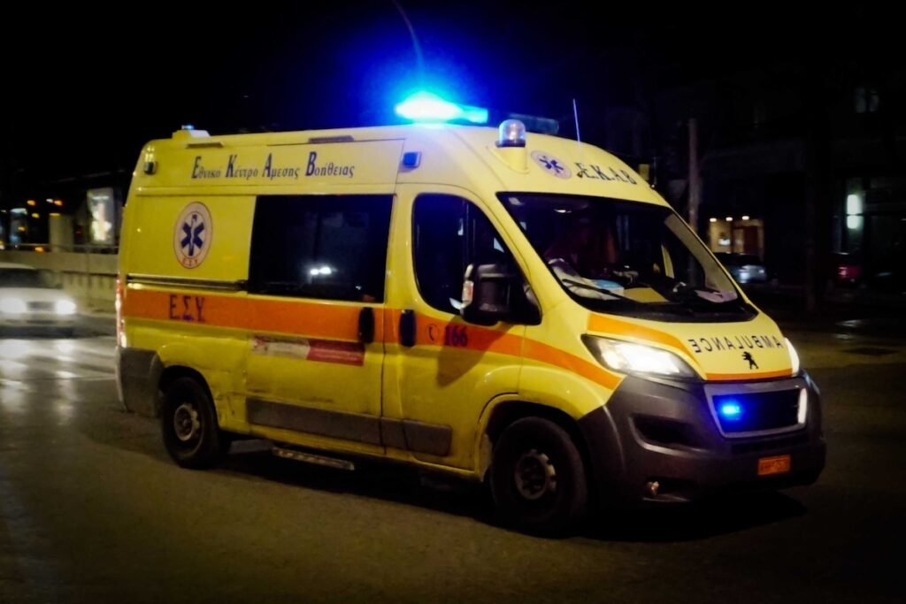 Χαλκιδική: Κακουργηματική δίωξη στον 19χρονο που έπεσε με το ΙΧ σε στάση ΚΤΕΛ