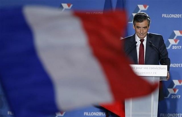 Γαλλία: Σε 4ετή φυλάκιση με αναστολή καταδικάσθηκε ο πρώην πρωθυπουργός Φρ. Φιγιόν