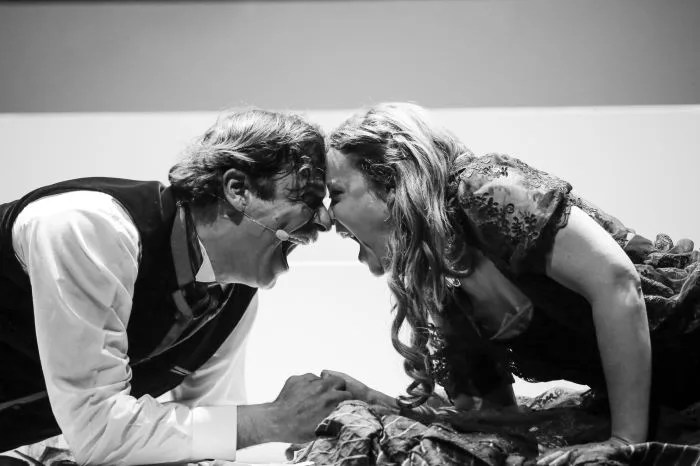 «Όσα παίρνει ο άνεμος»: Επιστρέφει τη νέα σεζόν στο Δημοτικό Θέατρο Πειραιά