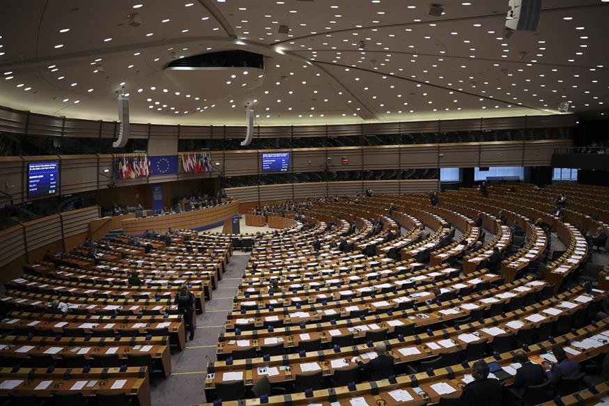 Στο Ευρωκοινοβούλιο το δυστύχημα των Τεμπών: Παρέμβαση Τζιτζικώστα – Ανέβηκαν οι τόνοι στις ομιλίες Ελλήνων