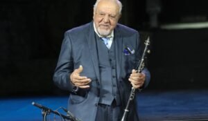 Πετρολούκας Χαλκιάς: Σε λαϊκό προσκύνημα η σορός του στην Μητρόπολη Αθηνών