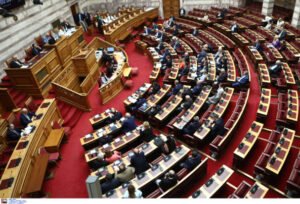 Βουλή: Σε εξέλιξη η κρίσιμη ψηφοφορία για την προανακριτική επιτροπή για τα Τέμπη – Πολιτική σύγκρουση στην