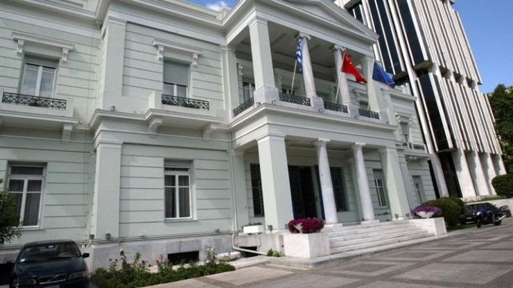 ΥΠΕΞ: Εκκένωση 16 Ελλήνων πολιτών από το Ιράν υπό εξαιρετικά αντίξοες συνθήκες