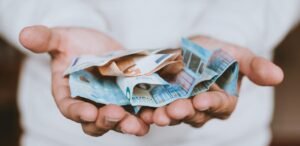 e-ΕΦΚΑ και ΔΥΠΑ: Ποιοι πάνε σήμερα στα ΑΤΜ και ποιοι αύριο – enikonomia.gr