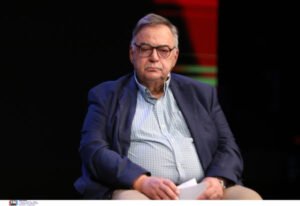 «Βόμβα» στο ΠΑΣΟΚ μετά τις δηλώσεις Χριστοδουλάκη – «Στα μαχαίρια» παπανδρεϊκοί και εκσυγχρονιστές με φόντο το πρώτο Μνημόνιο