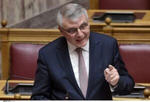 Τσακλόγλου: Οι παγκόσμιες εξελίξεις και ο πόλεμος στην Μέση Ανατολή επηρεάζουν άμεσα την ελληνική οικονομία