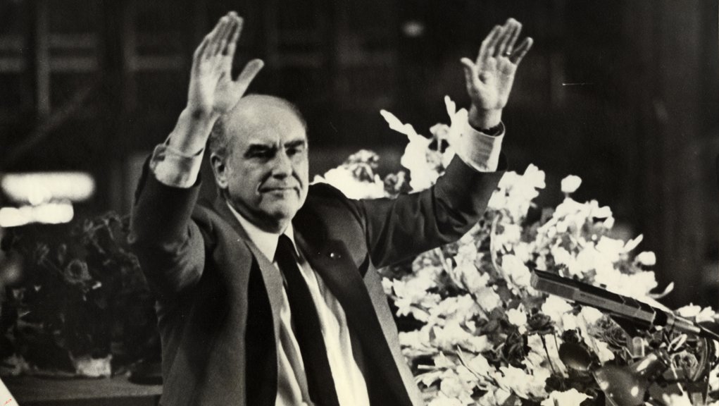 Ανδρέας Παπανδρέου: 29 χρόνια από τον θάνατό του – Η διαδρομή και το αποτύπωμα του χαρισματικού ηγέτη