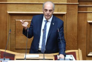 Βουλή – Βελόπουλος: Η ΝΔ αντί να κάνει τη χώρα μας γέφυρα διευθέτησης, ενεπλάκη στην κρίση στη Μ. Ανατολή